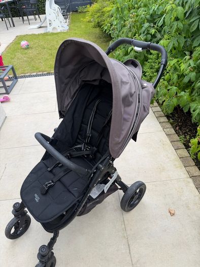 Light Pram
