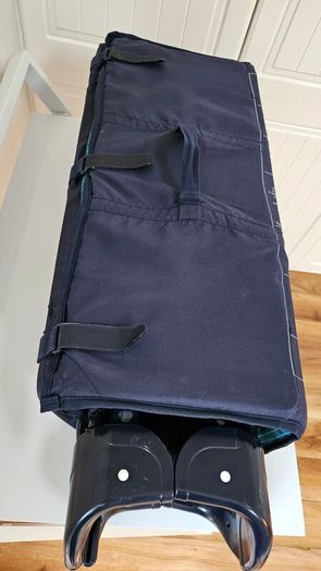 Travel cot