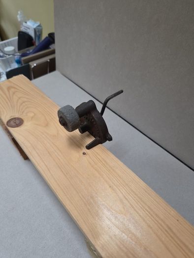 Vintage Blade Sharpening Device