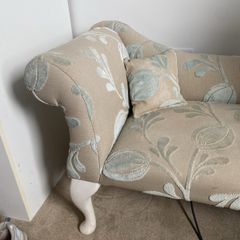 Child's chaise long