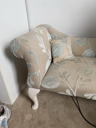 Child's chaise long