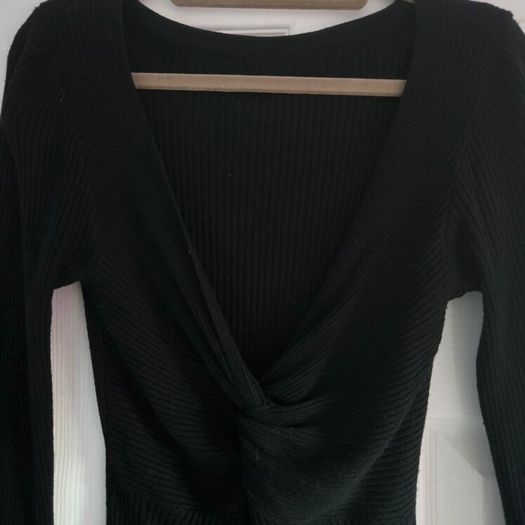 Black ribbed knit long sleeve top