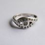Vintage 925 Sterling Silver Ring with Stone Detailing size K - 1,8g Image 4