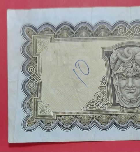 Irish 1970  Lavery Five pound banknote in Fine condition