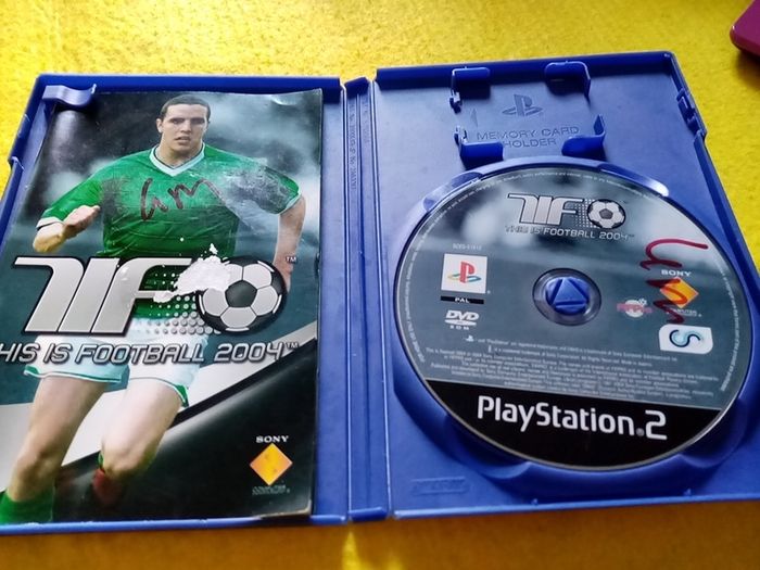 This is Football PlayStation 2 ps2 games Original