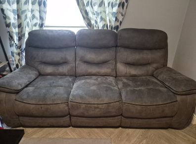 Suite   3 Seater Plus 2 Seater