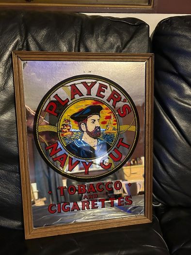 Players mirror