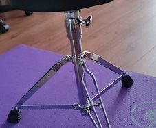 Drum Throne