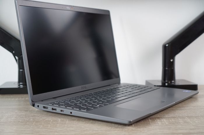 Dell Latitude 3540 15.6" | Core i5-1335U | 16GB | 256GB