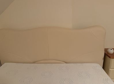 Bed eco leather size 150x200