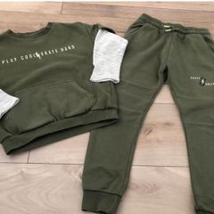 Boys tracksuits set size 6/7 years old