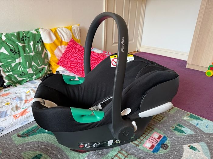 Baby Car Seat Cybex Aton B2 iSize