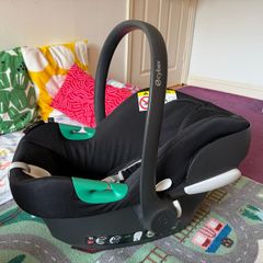 Baby Car Seat Cybex Aton B2 iSize