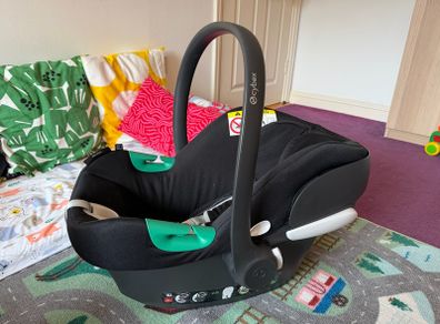 Baby Car Seat Cybex Aton B2 iSize