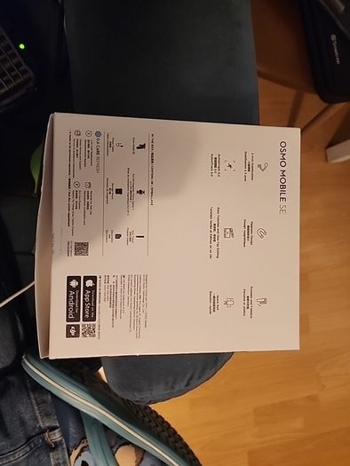 DJI Osmo Mobile SE gimbal