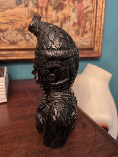 African ebony head