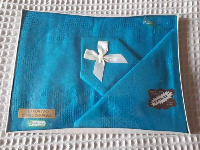 Vintage Turquoise Table Mats & Napkins (For Two)