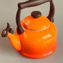 Le Crueset Kettle Image 2