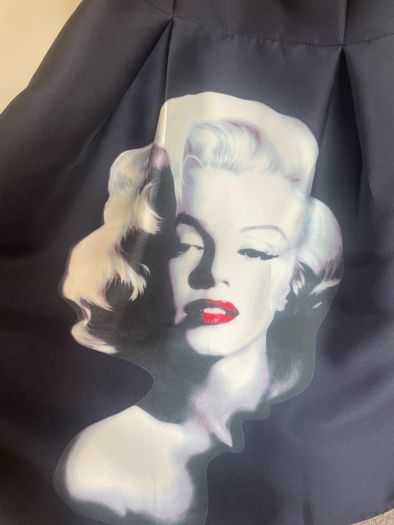Dress with Marilyn Monroe motif