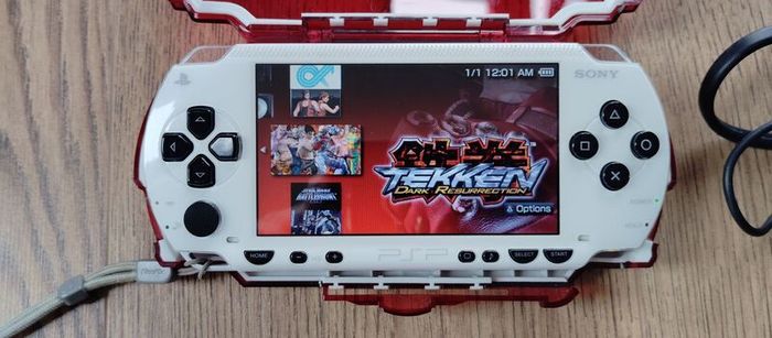 Psp Modded White 64gb Original Charger Original Battery