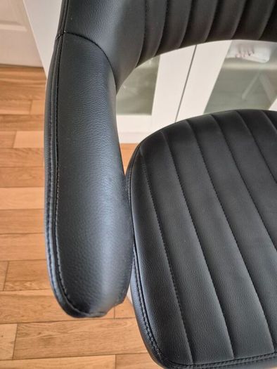 bar stools x 3