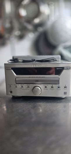 TEAC CD Receiver