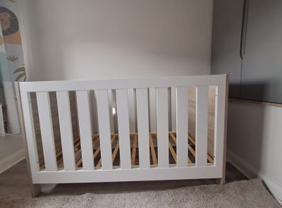 Cotbed