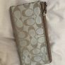 Coach wallet Image 2