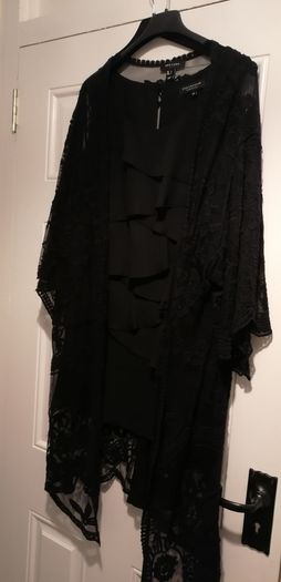 Top and  kimono size 18 & L price for both