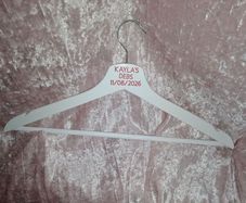 debs hanger