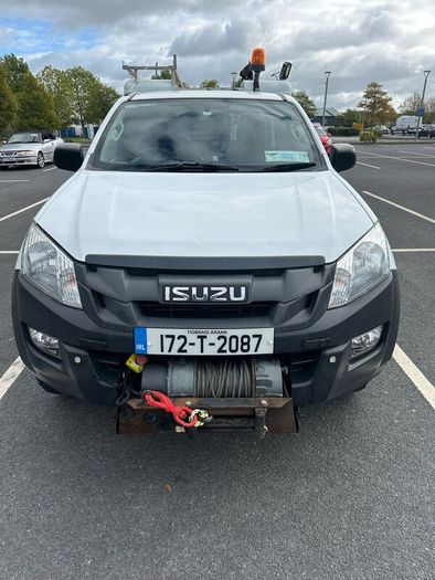 Isuzu D-Max 2.5 Diesel 4x4 Pick Up with Hi-ab