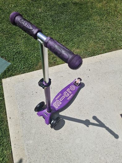 Maxi scooter