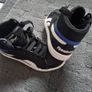 Reebok Boys Trainers Black Like New Image 4