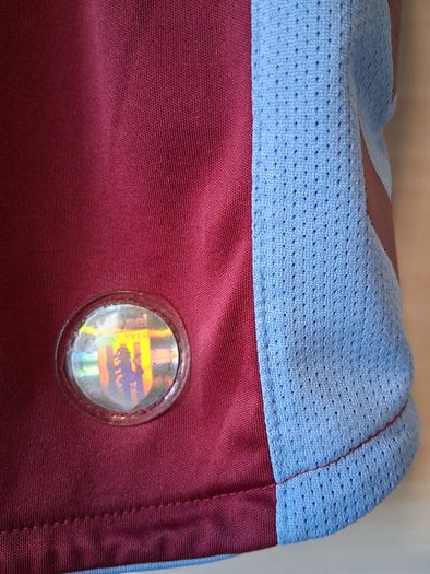 Aston Villa Jersey. Official Hummel Mens Home Jersey From Season 2006/2007.Authentic Original From The Time. Collect In Dublin Or Receive Via Post.
