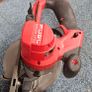 Milwaukee M12 saw & battery Image 5