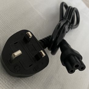 Clover Leaf Power Cable, C5, IEC to UK Plug | Black