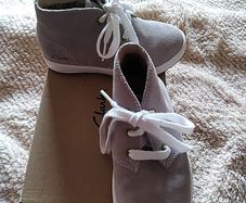 New Clarks junior 8 boots