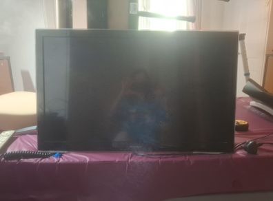 32 inch Panasonic LCD TV