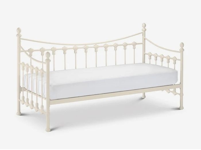 Versailles White Metal Daybed W/Optional Trundle