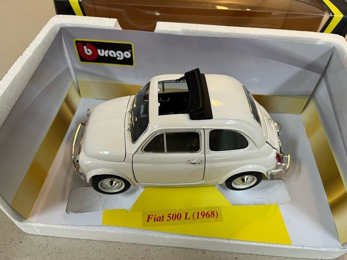 Fiat 500 L 1/16-1/8 burago