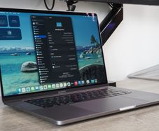 MacBook Pro 16" 2019 i7-9750H | 16GB | 512GB | Radeon Pro 5300M 4GB