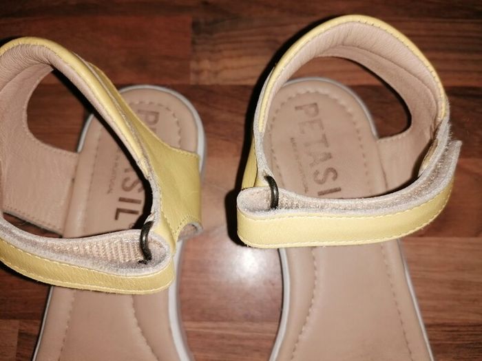 Petasil brand, real leather girls' sandals, size UK4, EU37. Yellow & white design.