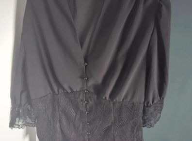 Ladies Blouse Brand New Size L..