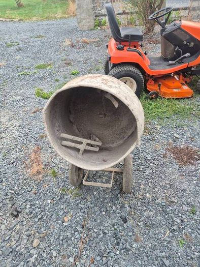 cement mixer