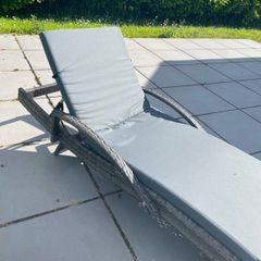 Rattan sun lounger