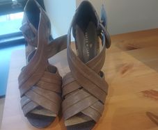 Karen Millen Brown Leather Cross-Strap Heeled Sandals - Size 5