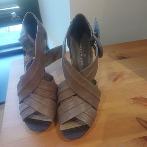 Karen Millen Brown Leather Cross-Strap Heeled Sandals - Size 5