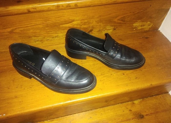 women's leather shoes  Size 7/41