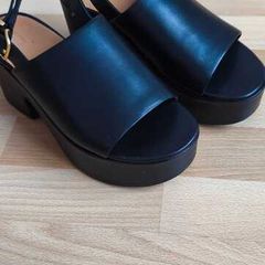 FitFlop Leather Heeled Back-Strap Platform Sandals