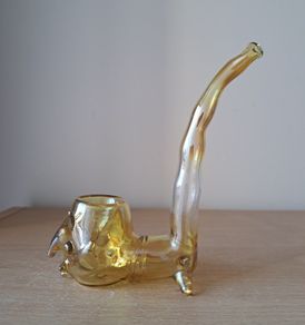 Glass smoking pipe